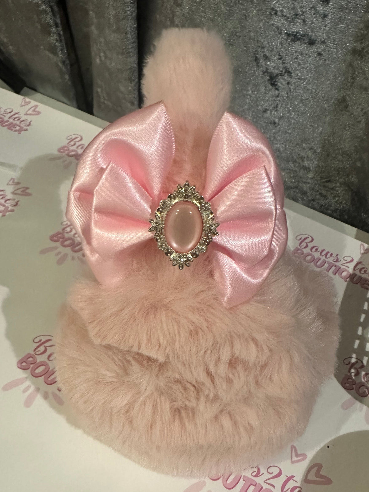 Bow earmuffs