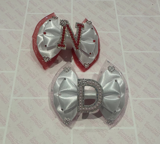 ‘Hearts & bows’